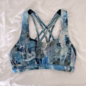 Lululemon Free to be Serene bra (size 4)
